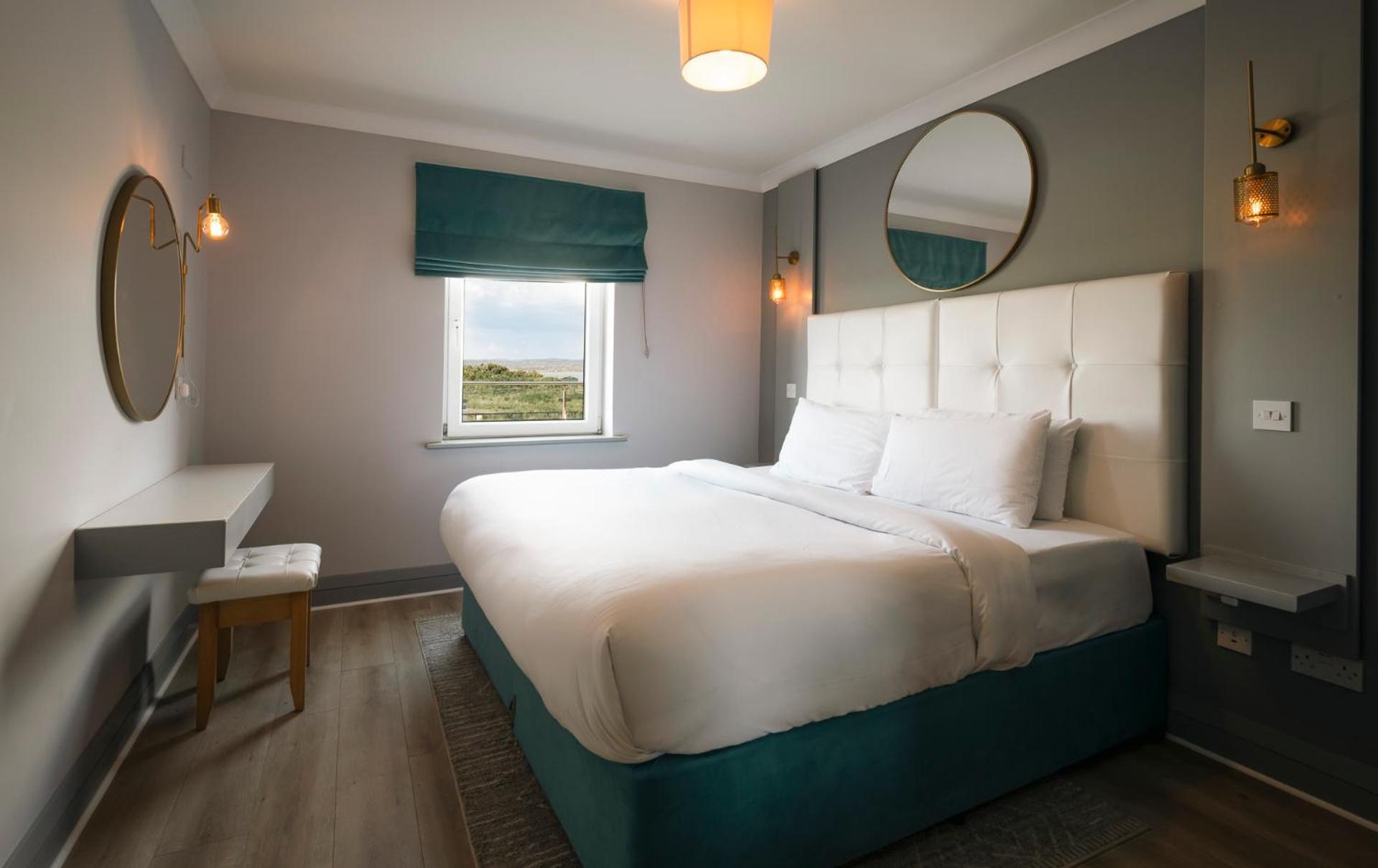 Connemara Sands Hotel & Spa Клифдън Екстериор снимка