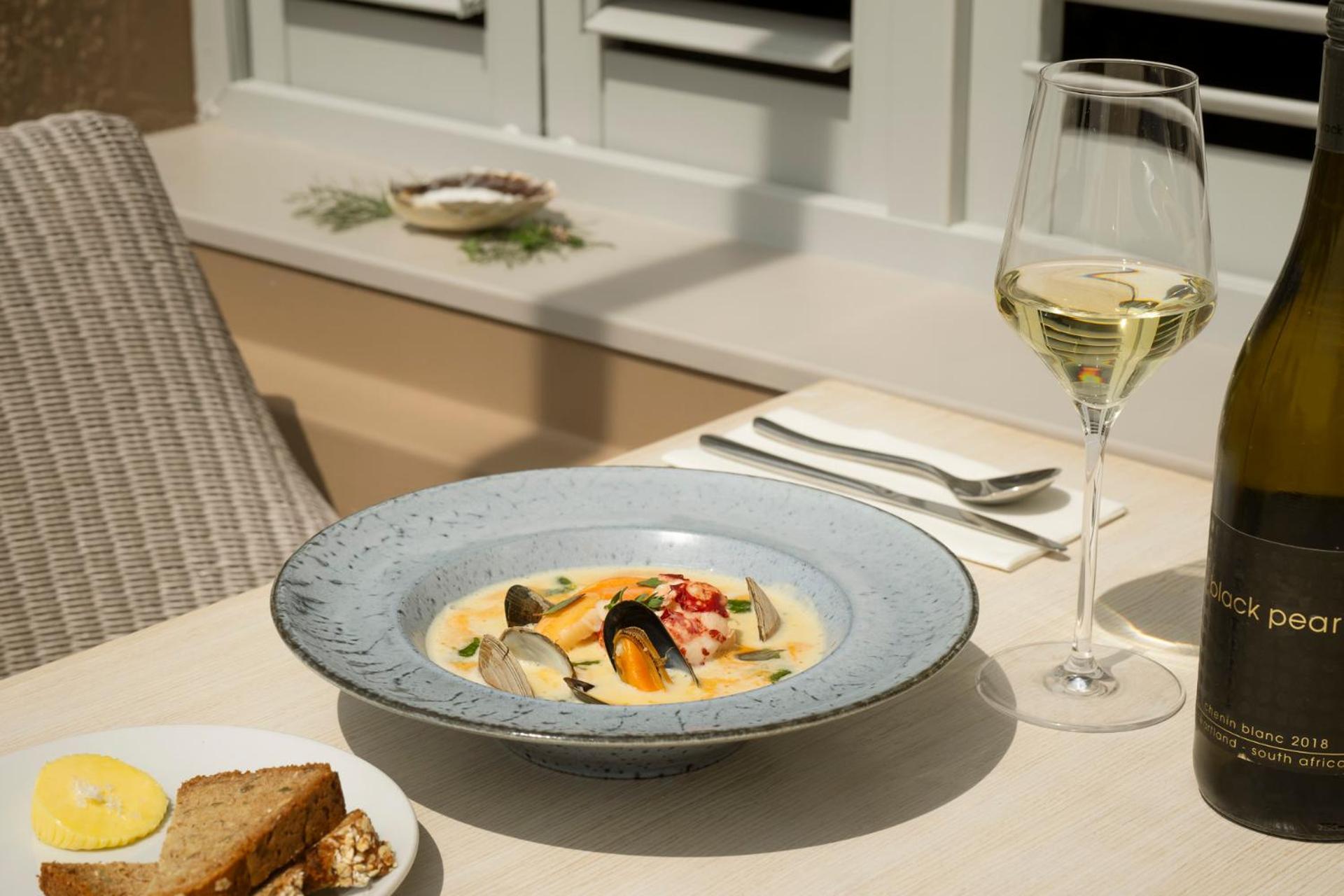Connemara Sands Hotel & Spa Клифдън Екстериор снимка