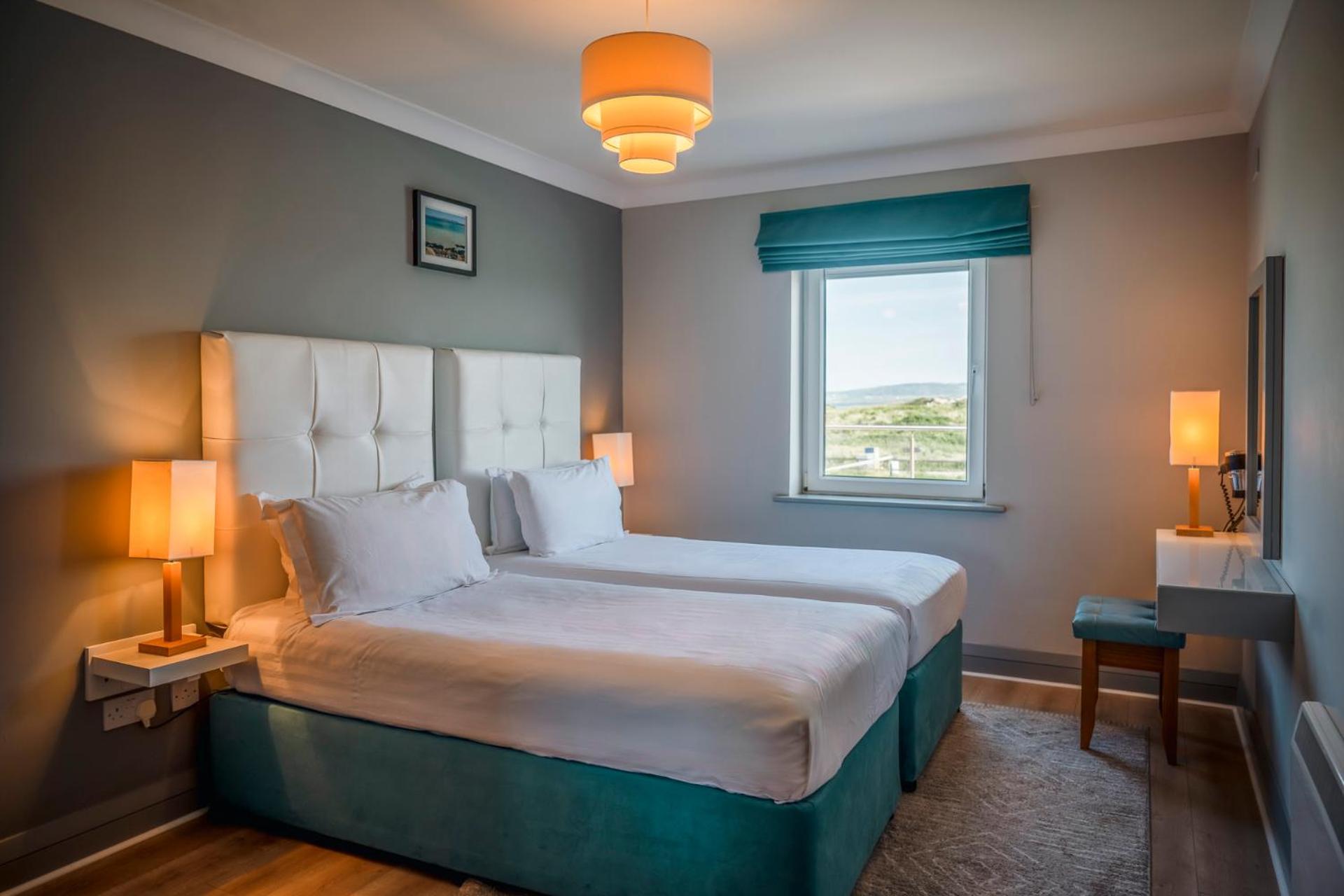 Connemara Sands Hotel & Spa Клифдън Екстериор снимка